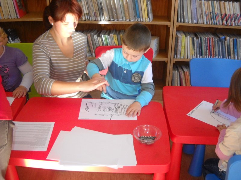 01 Jesienne zabawy w Bibliotece.jpg