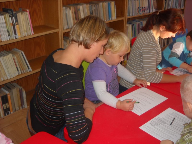 03 Jesienne zabawy w Bibliotece.jpg
